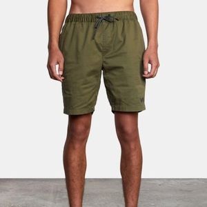 RVCA Spectrum short *NWT*